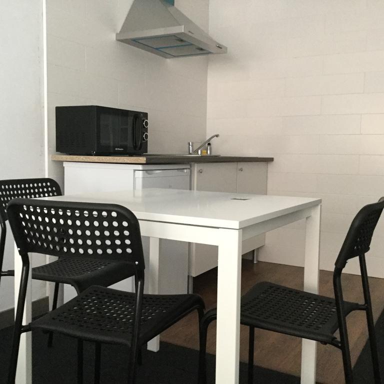 Room And Kitchen Bilbau Exterior foto